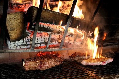 cuisine au feu de bois à Lattes